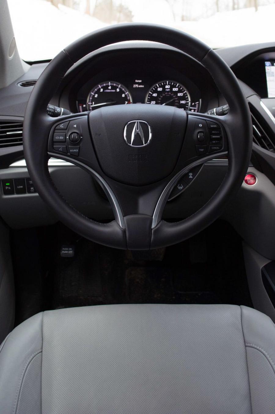 Детали интерьера Acura MDX SH-AWD (YD3) 2014 года  (фото 22 из 36)